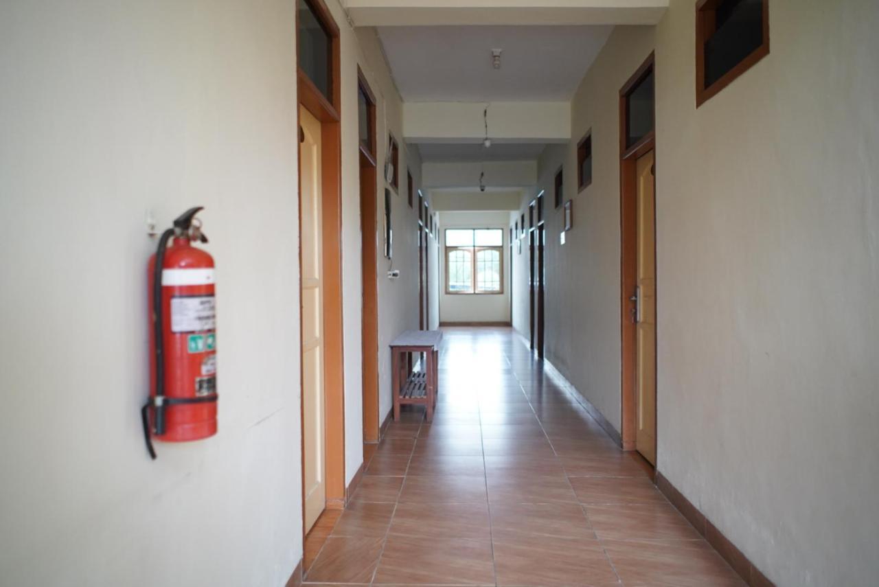 Wisma Grace Ambon Zewnętrze zdjęcie